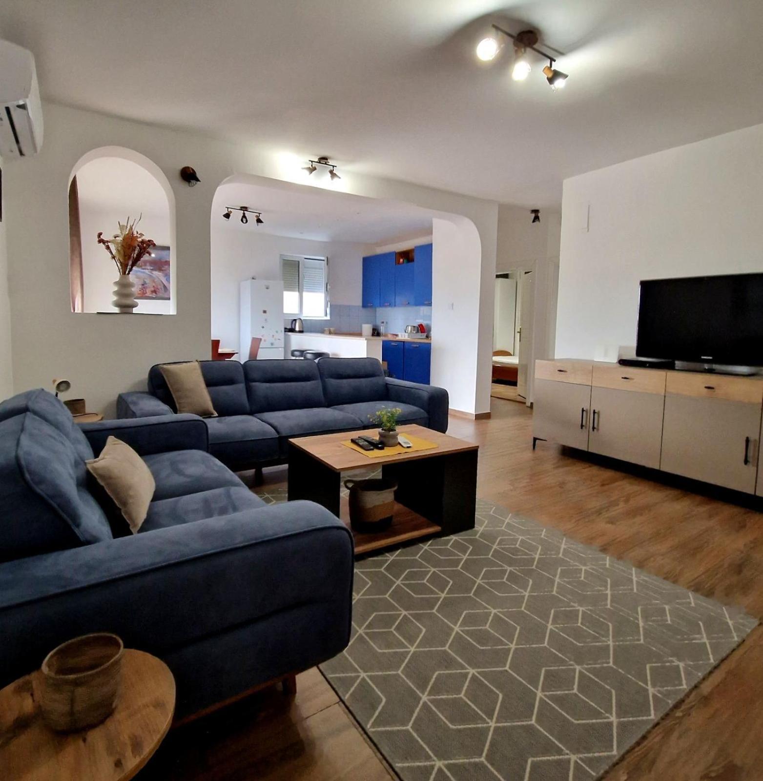 Hortus Apartments Свети Стефан Екстериор снимка