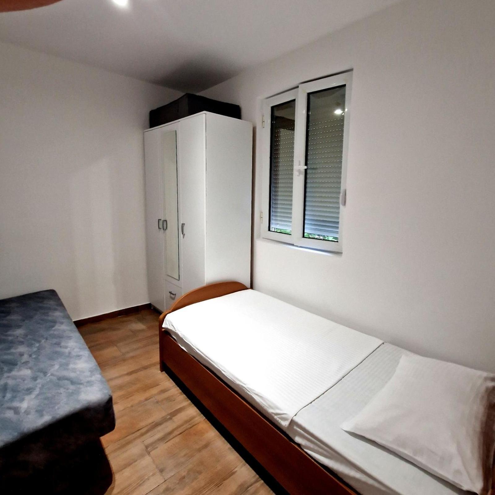 Hortus Apartments Свети Стефан Екстериор снимка