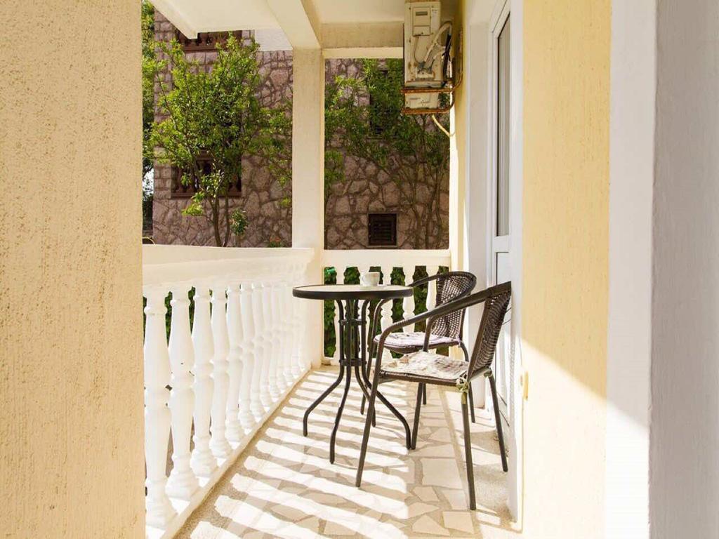 Hortus Apartments Свети Стефан Екстериор снимка